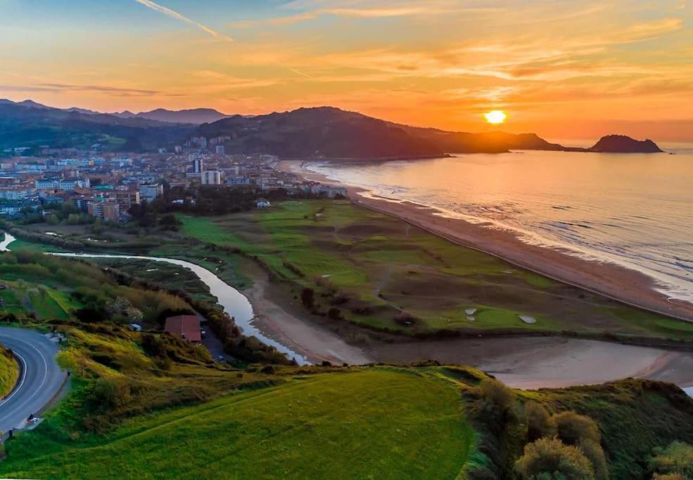Piso En Zarauz Centro A 100M De La Playa 아파트 외부 사진